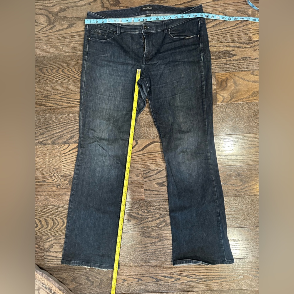 White House Black Market Women’s Deep Indigo Skinny Jeans